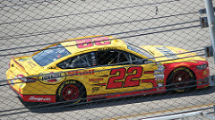 Logano holds off Keselowski for Vegas victory